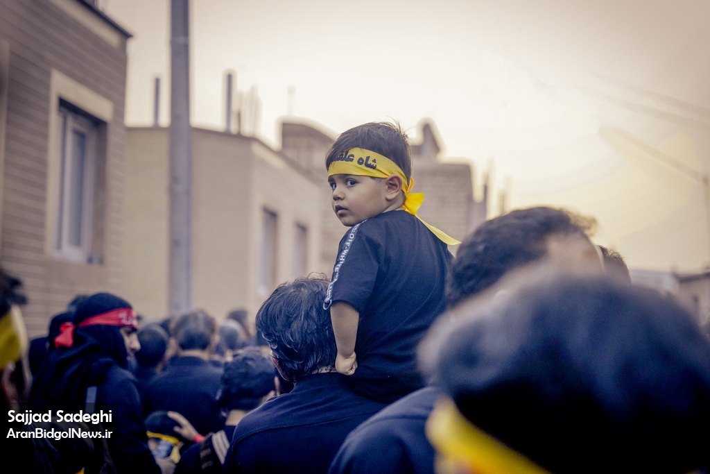 گزارش تصویری از هیئت ابوالفضلی دهنو آران در روز تاسوعای حسینی